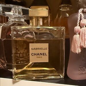 CHANEL Gabrielle Essence Perfume with Golden Hue